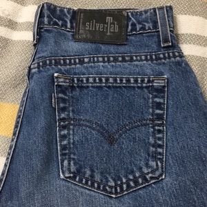 Women’s Vintage Silver Tab Levi’s Jeans